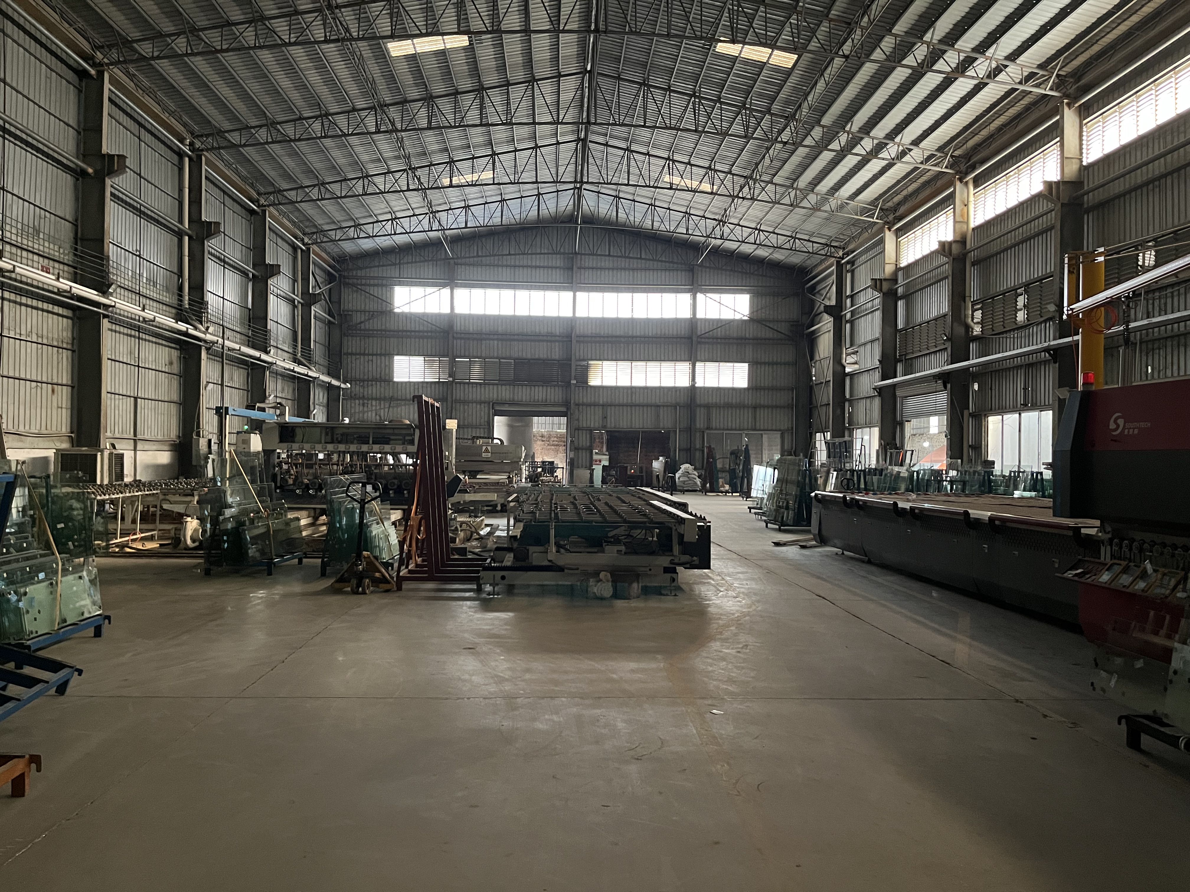 BDGLASS automated edge grinding line